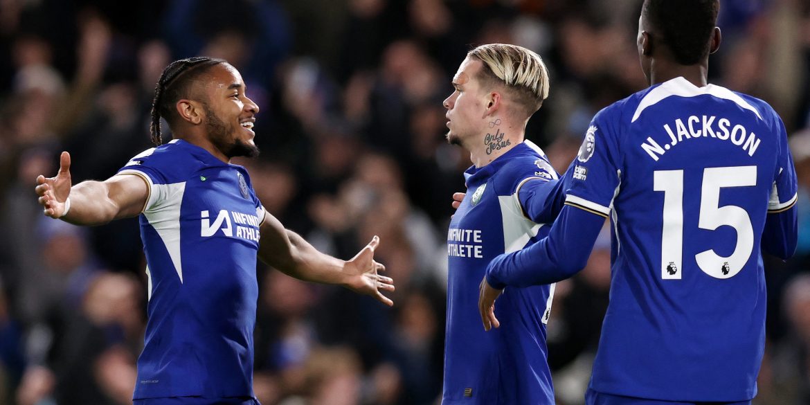 Aston Villa send late bid to seal a better signing than Nkunku & Jackson