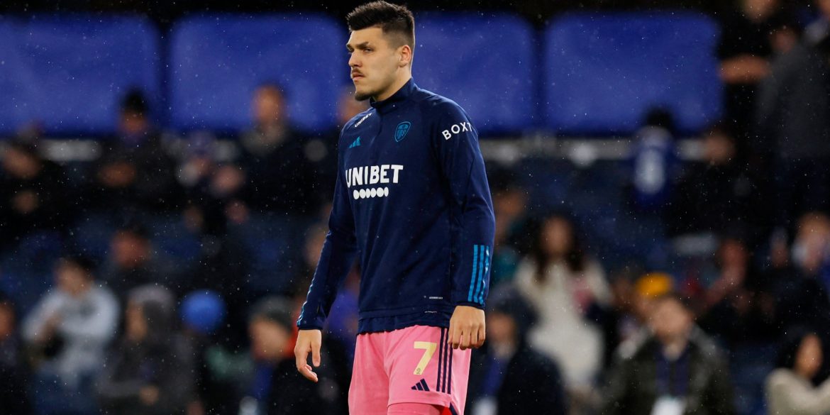 Imagine him & Piroe: Leeds eyeing last-gasp move for De Bruyne-esque star