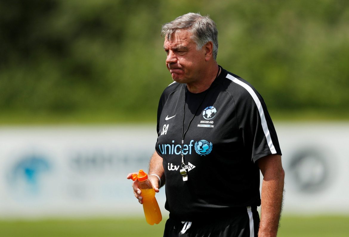 Everton have held talks with Sam Allardyce