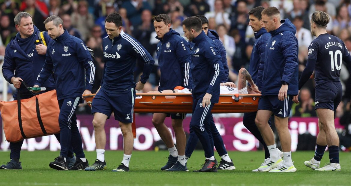 Leeds face fresh fears over Dallas injury